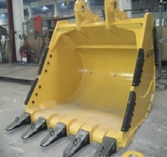 供应日立挖掘机挖斗与挖机油缸 专业工程机械配件选择指南